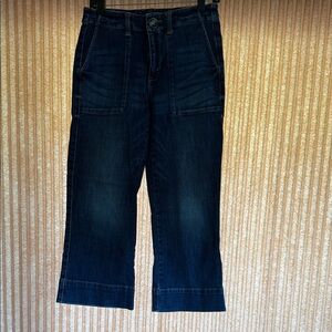 💙3 for $55💙 CAbI Women’s Crop Dark Blue Jeans